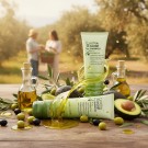 Giovanni 2Chic Ultra Moist Shampoo thumbnail