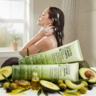 Giovanni 2Chic Ultra Moist Shampoo thumbnail