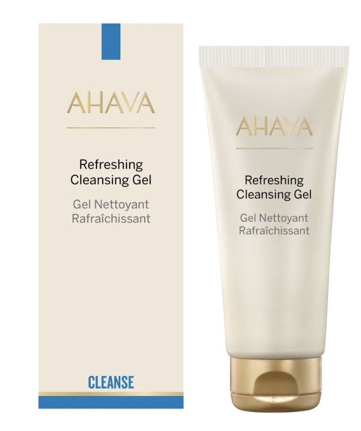 Oppfriskende rensegele som tar bort urenheter og makeup slik at huden blir oppfrisket og ren uten å bli tørr. Til alle hudtyper. Allergitestet og godkjent for sensitiv hud. Sulfatfri, alkoholfri og parabenfri. Ny innpakning, samme gode innhold. 100ml.


